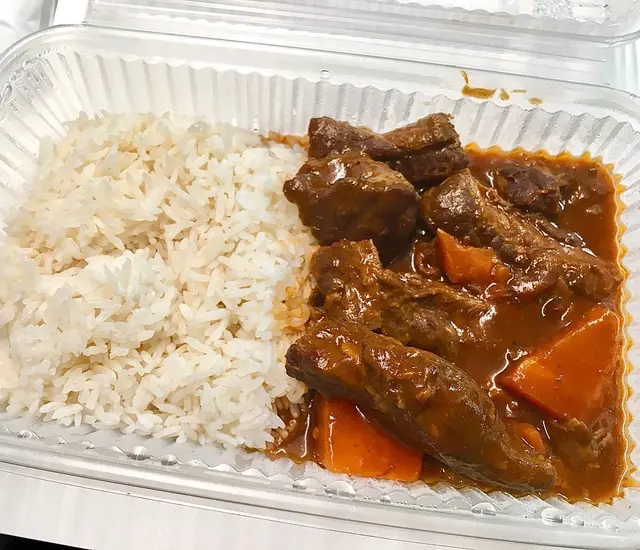 秘製威士忌牛肋肉飯