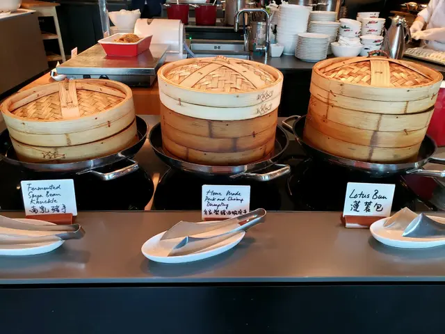 蒸點(豬手/大蝦燒賣/包)