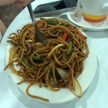 干炒黑椒牛柳絲意粉