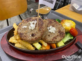 鐵板漢堡扒 - 荔枝角的走肉蔬食研究所