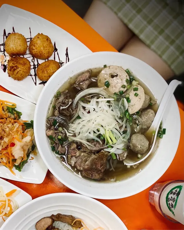 火五火車頭牛肉粉