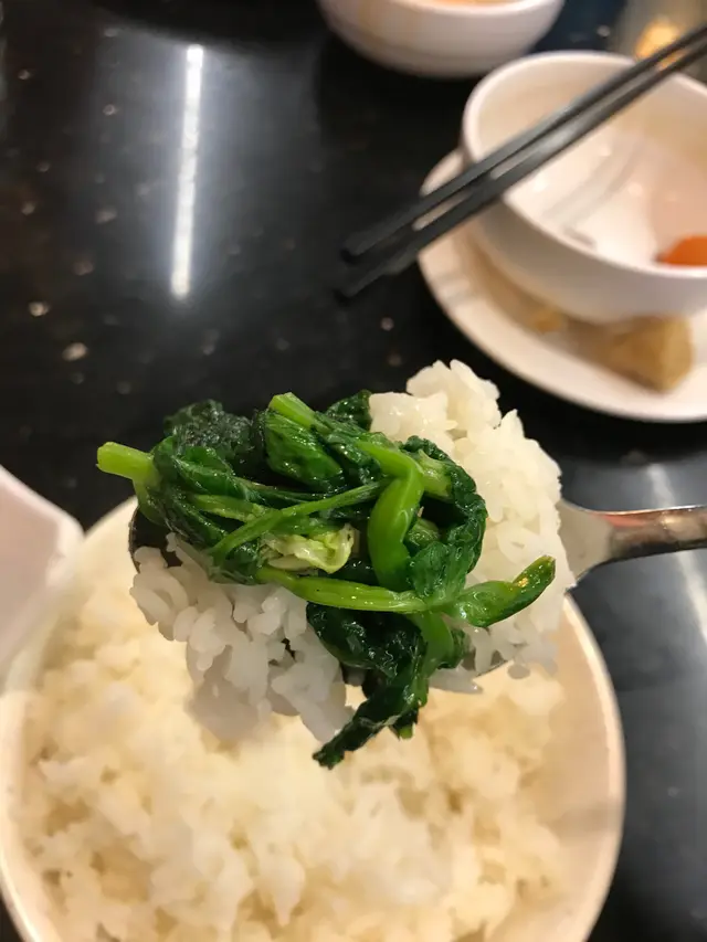 豆苗配飯