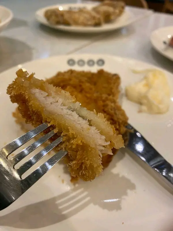 外脆內嫩,豬扒醃得入味