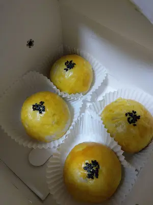 旦黃酥