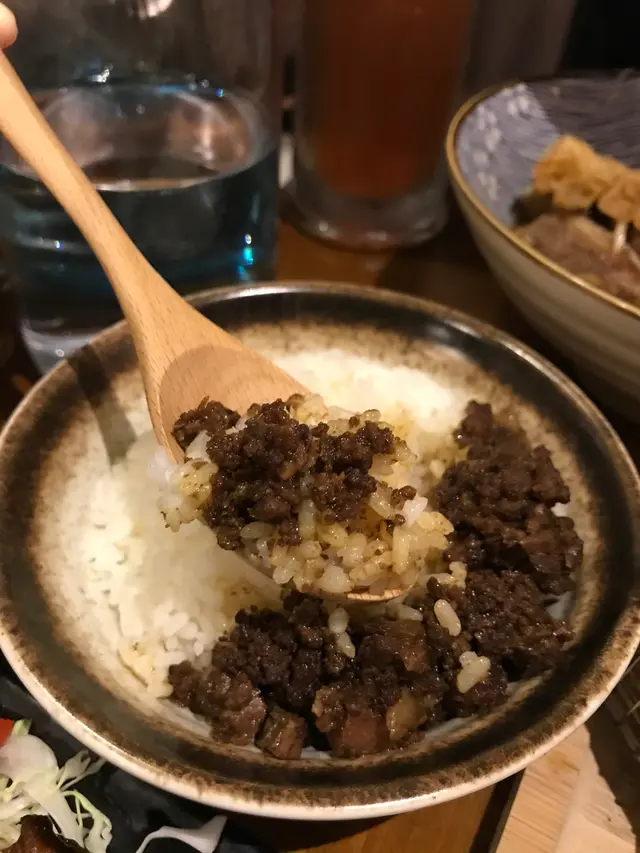 安格斯滷肉飯