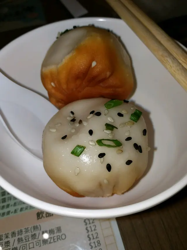 煎到金黃色嘅底👍🏼