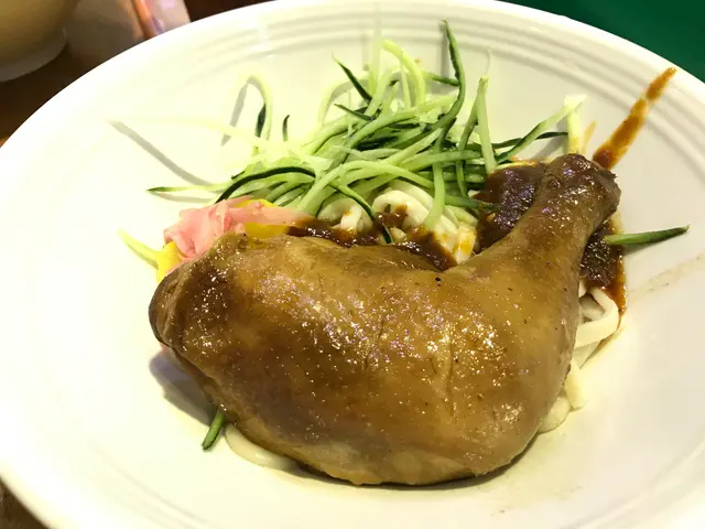 古法滷水大雞腿乾拌麵