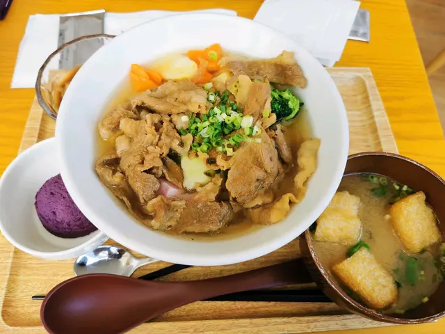 野菜和牛烏東丼