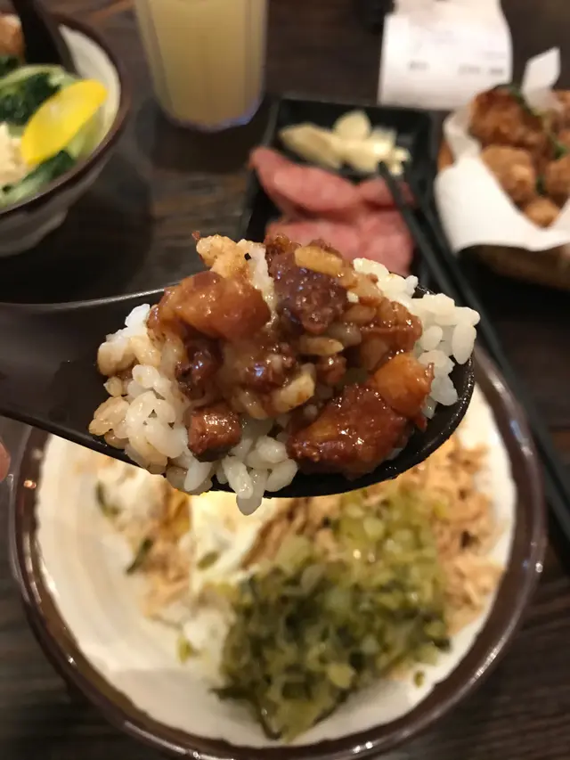 魯肉飯