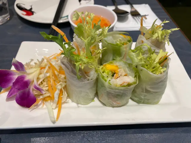 鮮蝦扎肉米紙卷