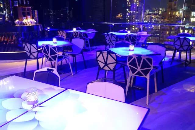 設有室內用餐區