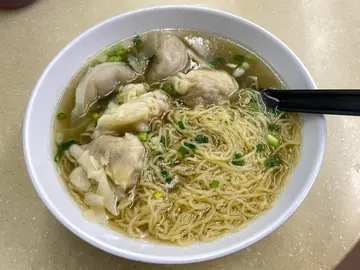 雲吞魚皮餃麵