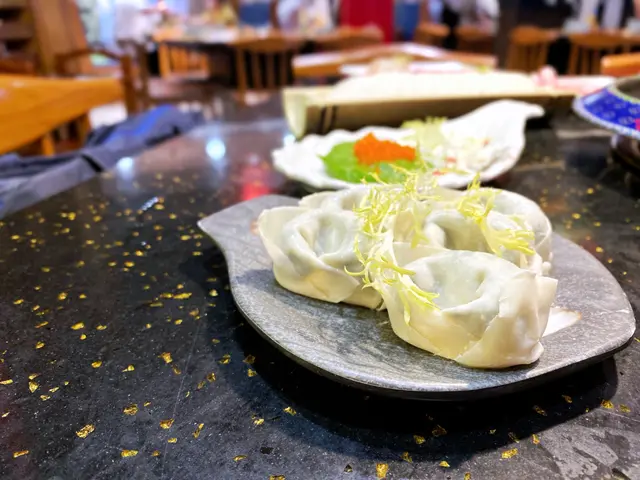 手工韭菜餃