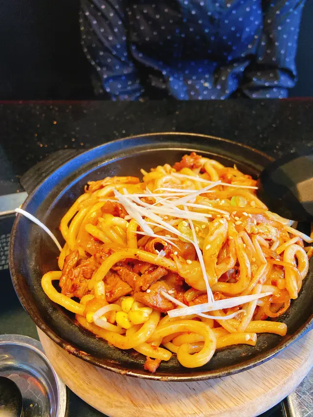 韓式烤豬肉炒烏冬