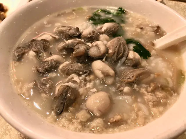 蠔仔肉碎粥