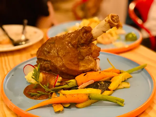 慢煮秘制燴羊膝