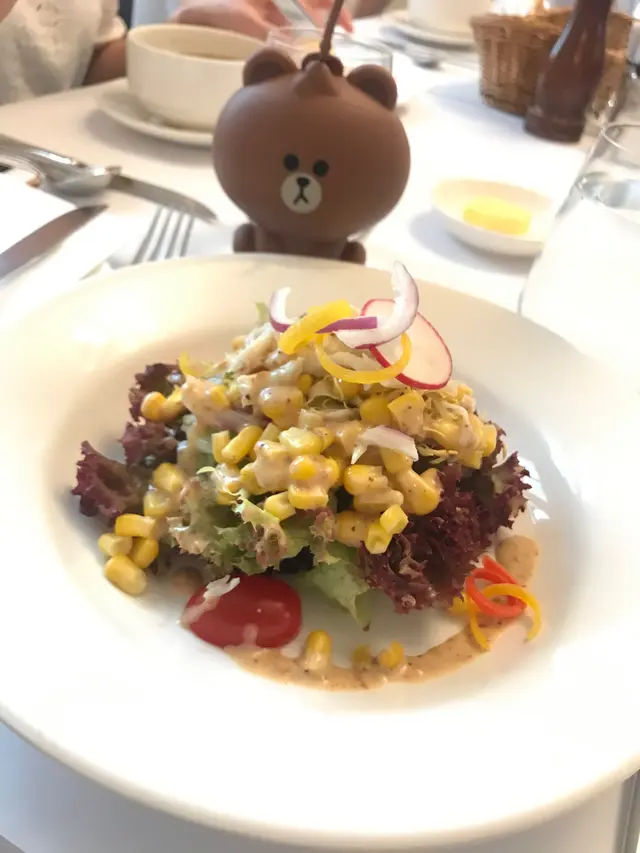 前菜;蟹肉粟米沙律