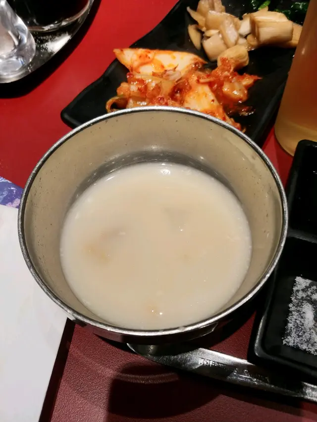 超好飲,夠晒熱,有濃濃牛骨味,仲有鮮甜蘿蔔粒,我地每人飲左3碗😅