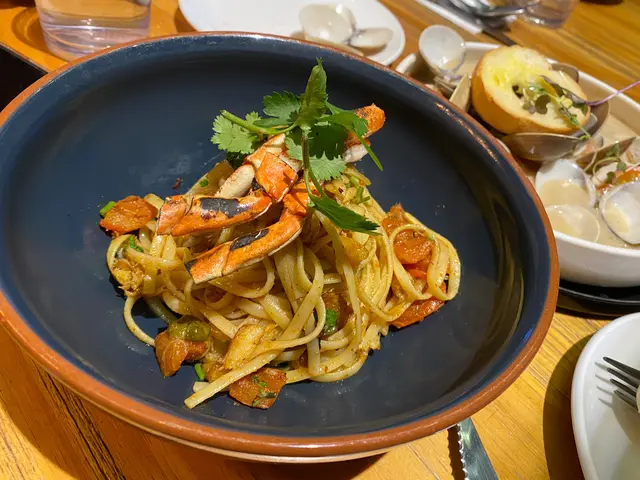 日本松葉蟹肉黃金蟹膏意粉