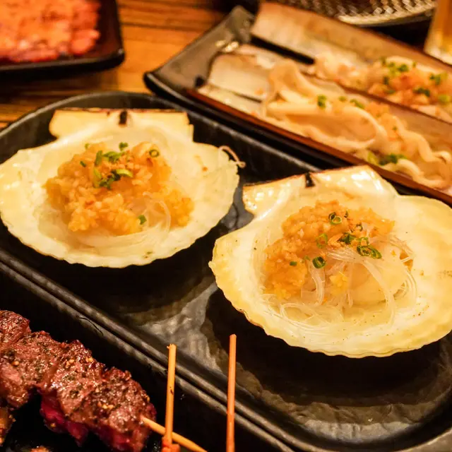 燒蒜蓉粉絲大扇貝