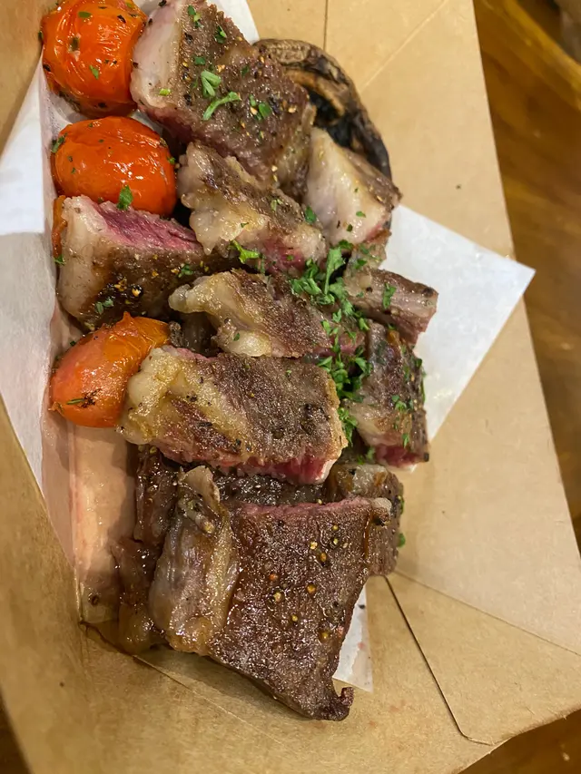 煎安格斯肩胛牛小排