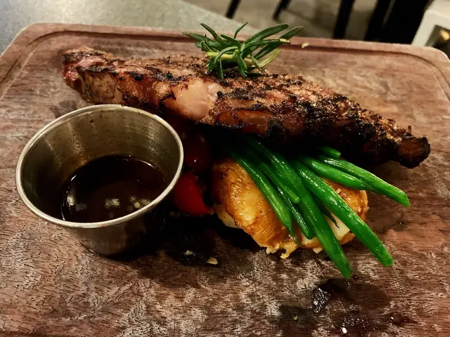 炭燒安格斯西冷牛扒