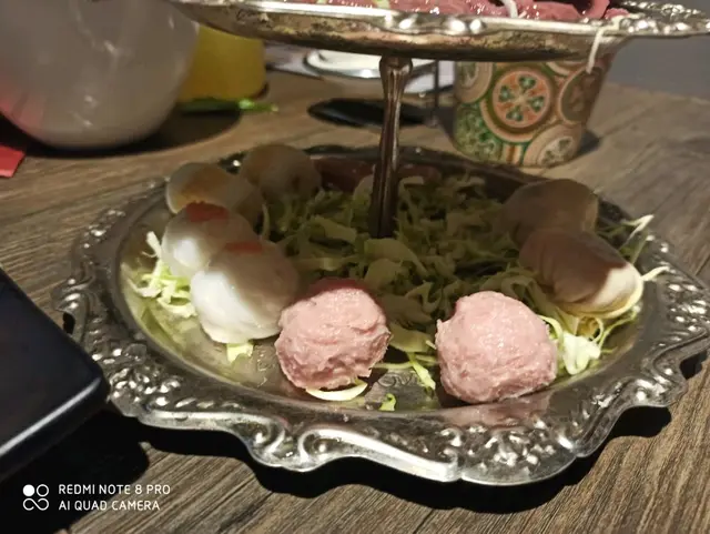 鮮打肉丸 / 木耳鮮蝦雲吞