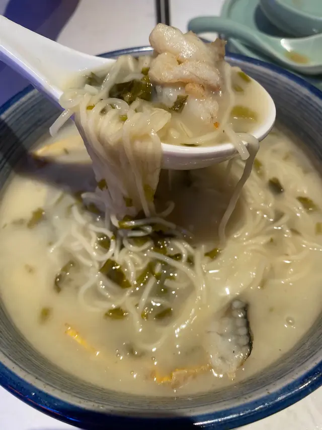 黃魚煨麵