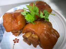 豬手彈牙入味