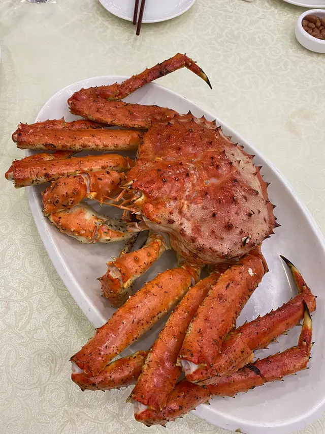 我地叫套餐$998 , 蟹+有米豬 ( 加大2斤+ $298)