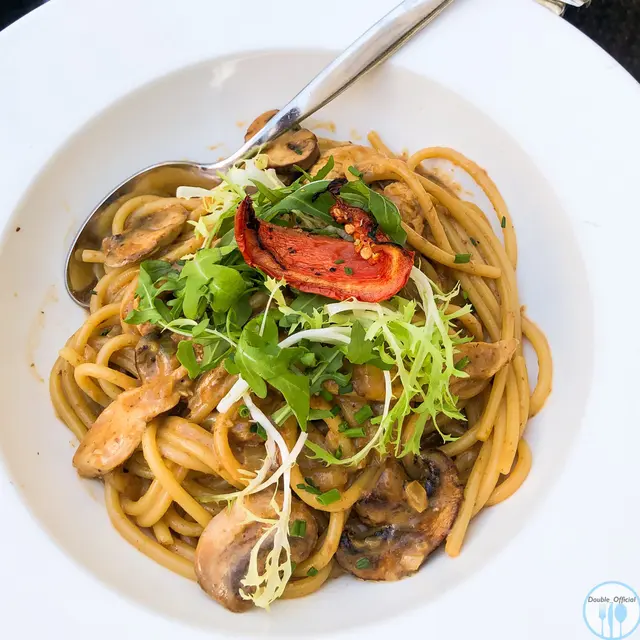 牛肝菌雞肉飲管粉