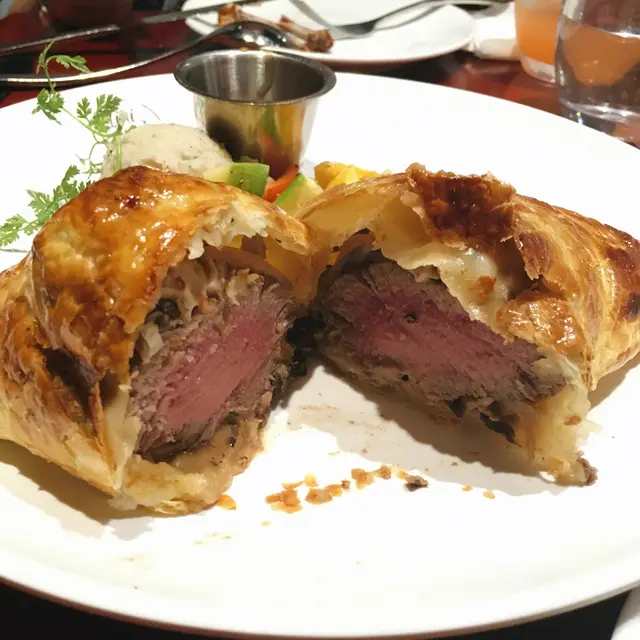 皇牌威靈頓牛柳