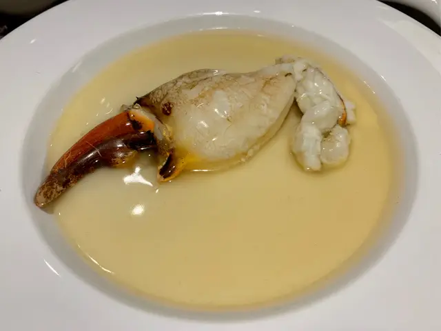 花雕蛋白蒸蟹鉗