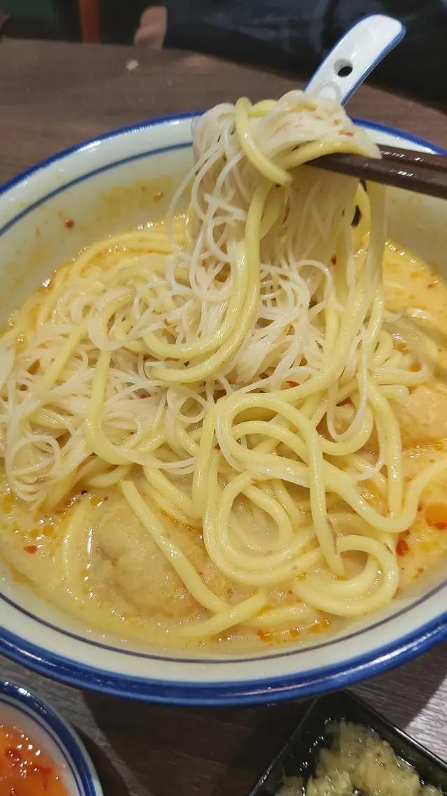 無骨南海雞地道喇沙