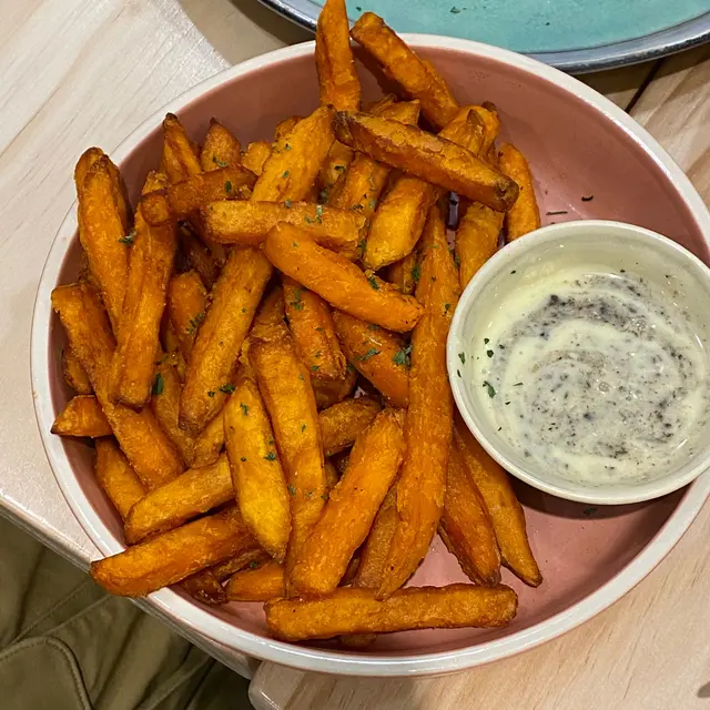 黑松露純素芝士蕃薯條