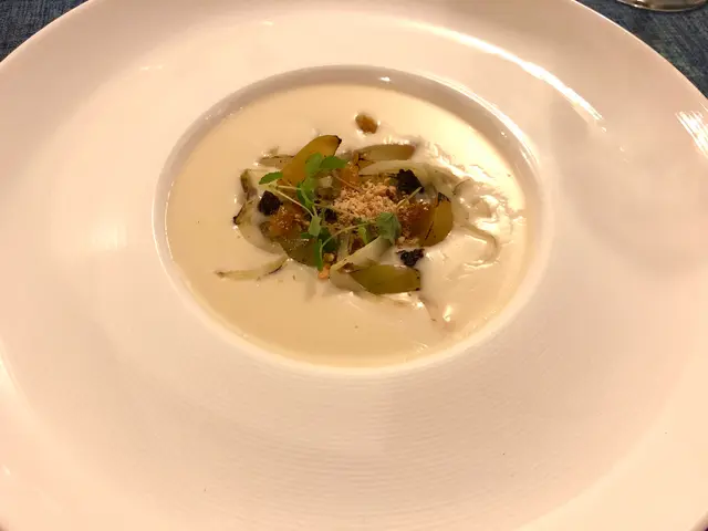 杏仁蟹肉忌廉湯