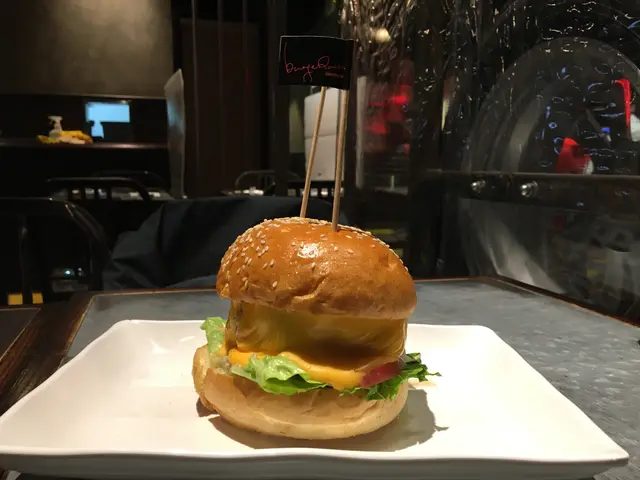 特量芝士牛肉漢堡