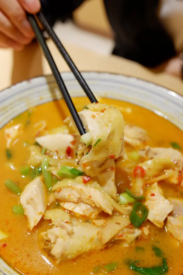 冬蔭海南雞湯河