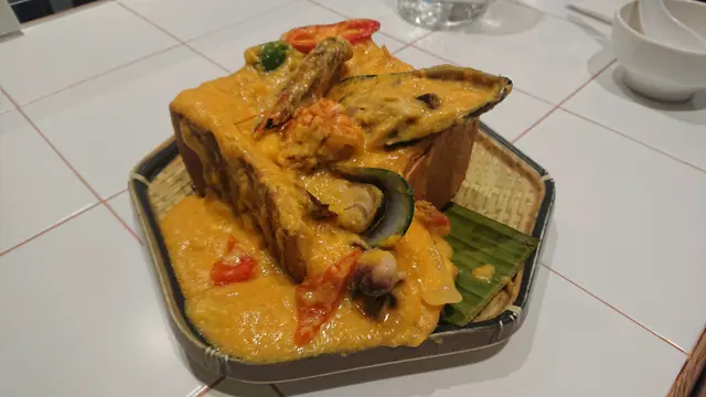 黃咖哩海鮮多士盒