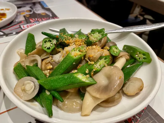 金不換野菌炒秋葵