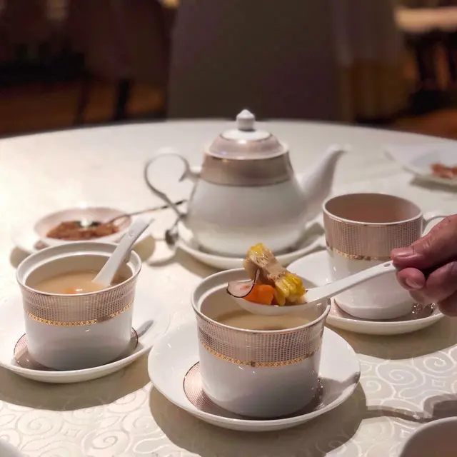 海底玉米龍脷葉煲豬腱