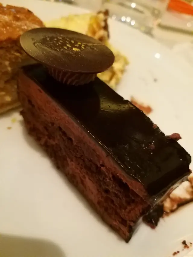 君悅經典朱古力蛋糕