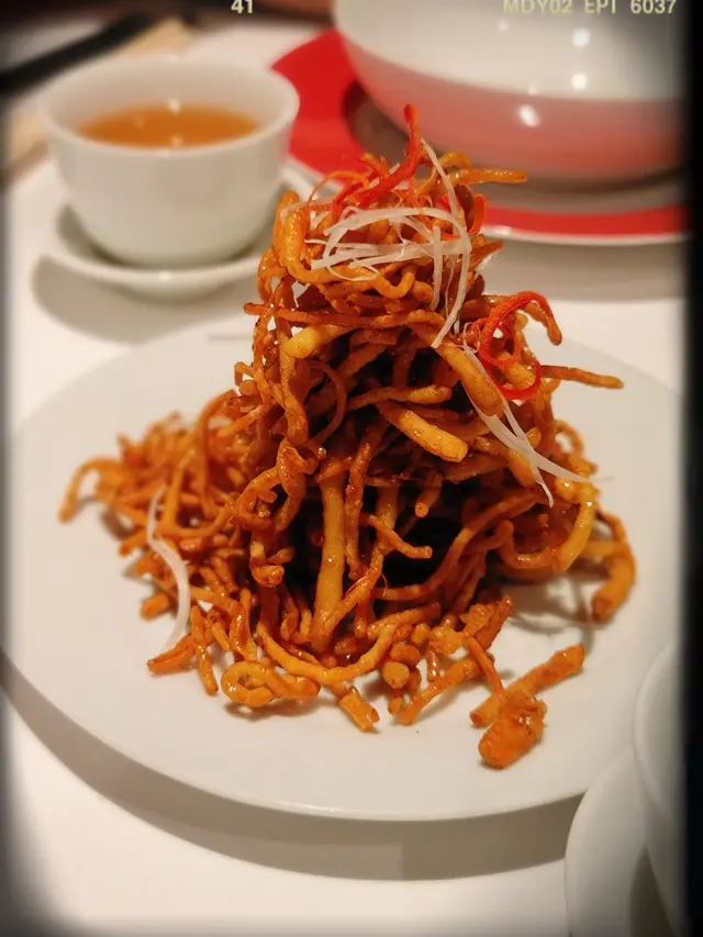 香脆蜜椒蟲草花($90)