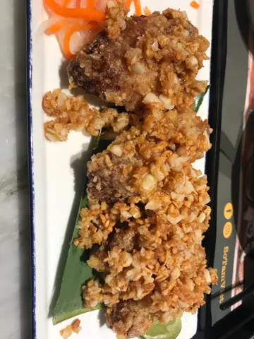 蒜香牛油鸡翼