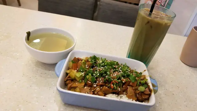 鮑魚福建炒飯