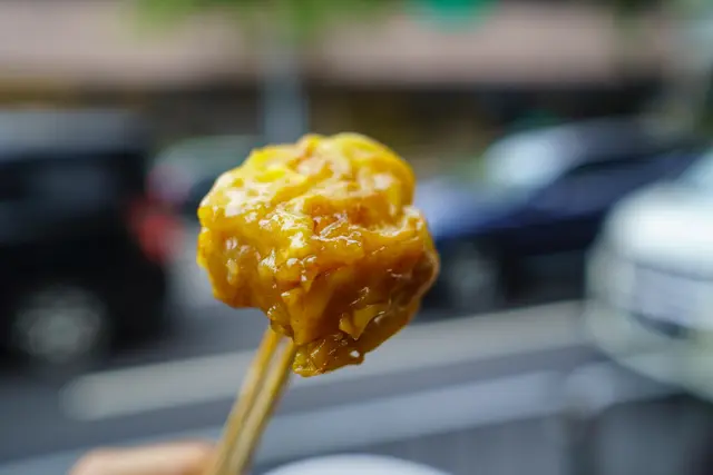 真正既魚肉燒賣，而唔係食緊粉