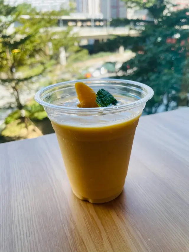 有芒果香味，而奶味也唔會太重