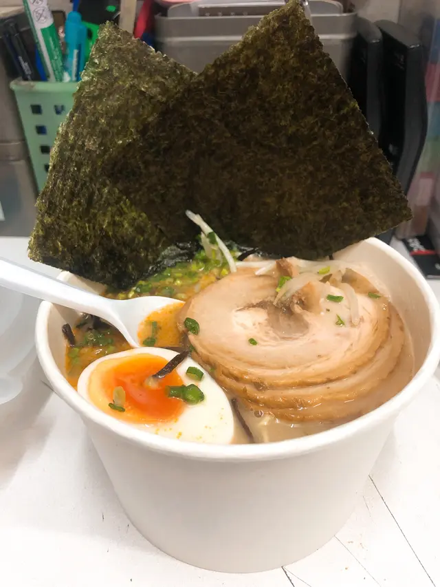 特製白丸元味拉麵