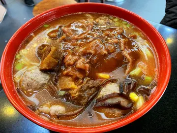 特盛大牛餐