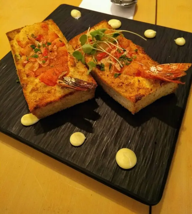 零油感蝦多士